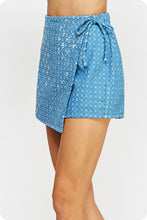 Load image into Gallery viewer, Sequins Denim Skort
