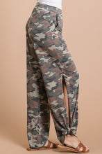 Load image into Gallery viewer, Side Slit Camo Pants
