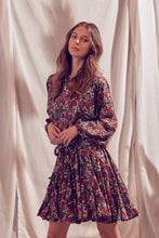 Load image into Gallery viewer, Amelia Dress
